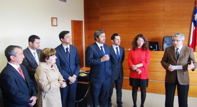 El Fiscal Regional (s), Luis Tapia (primero desde la izquierda) junto a las autoridades judiciales.