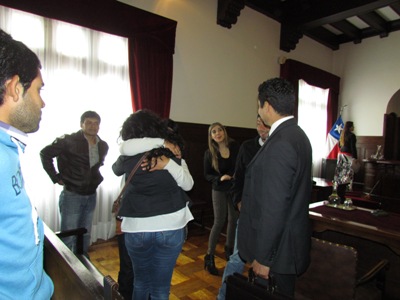 Al finalizar la lectura del fallo, familiares expresaron su emoción.