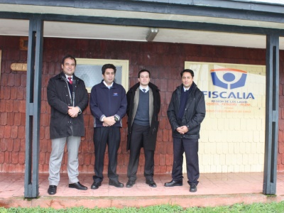 El Fiscal Regional de Los Lagos, Marcos Emilfork Konow, junto al equipo de la Fiscalía Local de Chaitén.