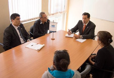 El fiscal y la Unidad de Víctimas y Testigos de la institución han mantenido permanente contacto con la familia del joven fallecido.