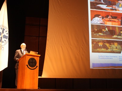 Abbott dio el inicio al seminario en La Araucanía.