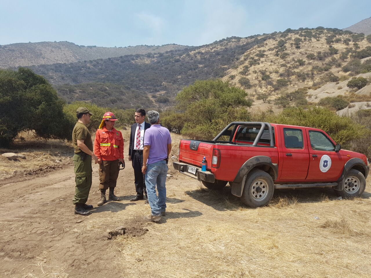 Fiscal Javier Rosas en lugar de incendio en Lonquén, Región Metropolitana 