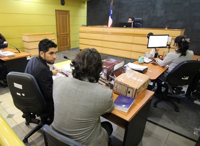 En la audiencia el fiscal Luis Miranda se refirió a los antecedentes que actualmente se indagan. 