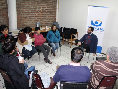 Charla con vecinas de La Faena, Peñalolén.