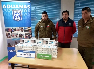 El dueño del local comercial fue detenido por el delito de receptación aduanera al no poder justificar la procedencia. (Foto: Aduanas)