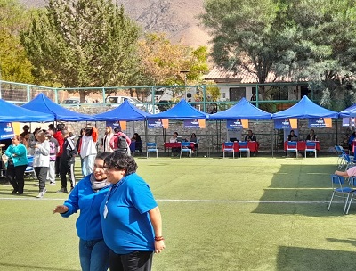 Los vecinos de Monte Grande visitaron los stand informativos.