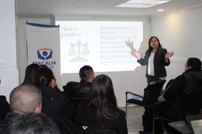 charla Guardias de seguridad centros comerciales