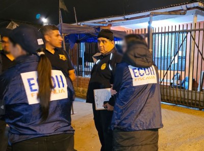 Luego del crimen el equipo ECOH y la PDI desarrollaron diligencias en el lugar.